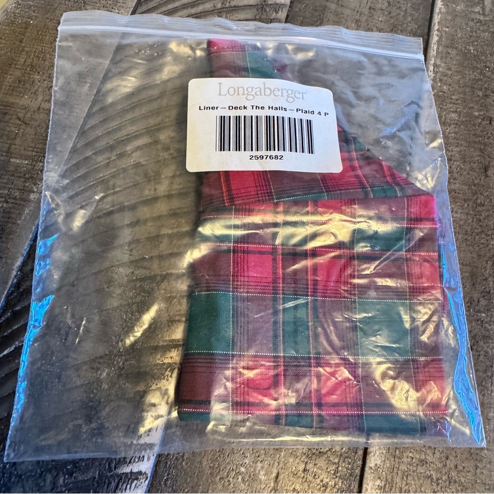 Longaberger 2000 Christmas Deck The Halls Basket‎ Evergreen Plaid 4-Point Liner